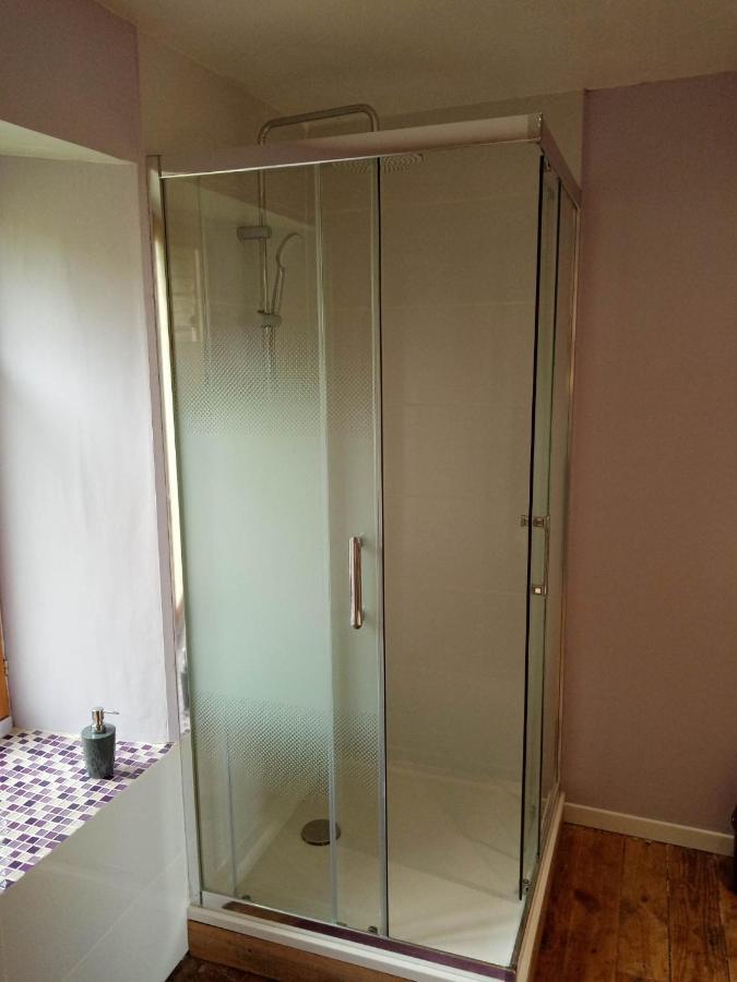 Bed and Breakfast 38 Friaudour Saint-Pardoux-lʼOrtigier Esterno foto
