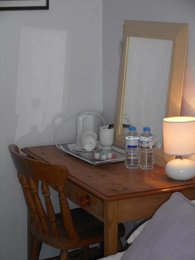 Bed and Breakfast 38 Friaudour Saint-Pardoux-lʼOrtigier Esterno foto